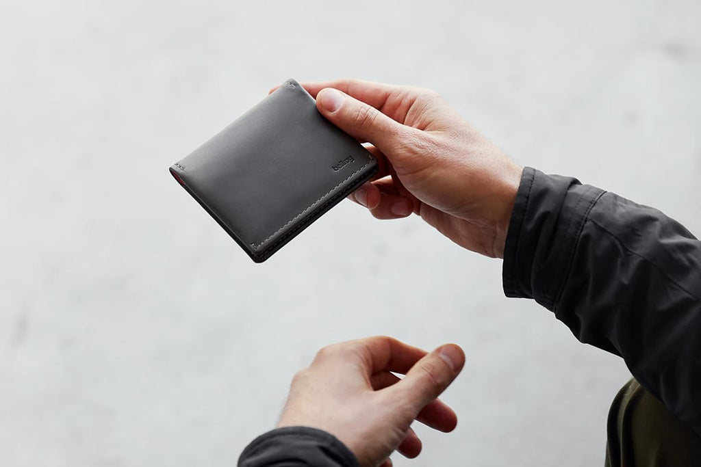 Bellroy Slim Sleeve, slim leather wallet (Max. 8 cards and bills)