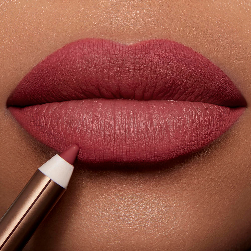 Charlotte Tilbury Lip Cheat Lip Liner Pencil - Gives Lips a Fuller-Looking, Defined Pout - Enriched with Jojoba Oil & Hyaluronic Acid - Waterproof, Smudge-Proof & Transfer-Proof